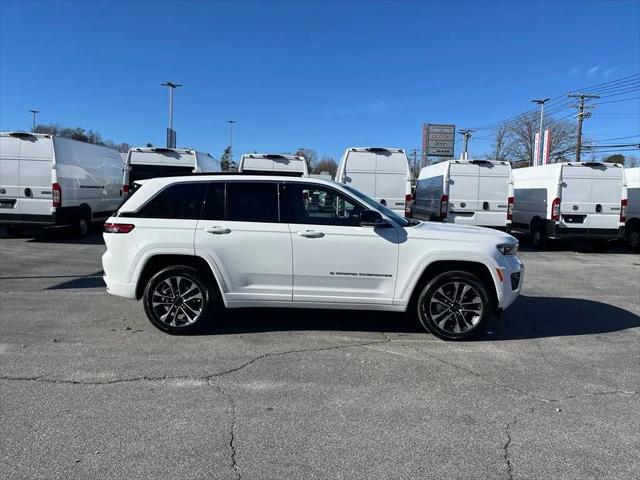 2025 Jeep Grand Cherokee GRAND CHEROKEE OVERLAND 4X4