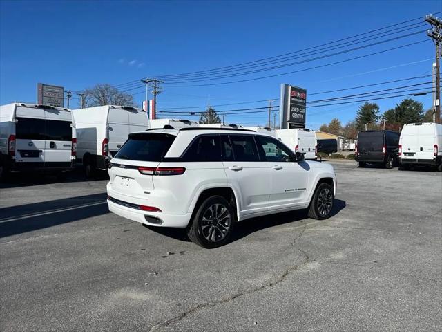 2025 Jeep Grand Cherokee GRAND CHEROKEE OVERLAND 4X4