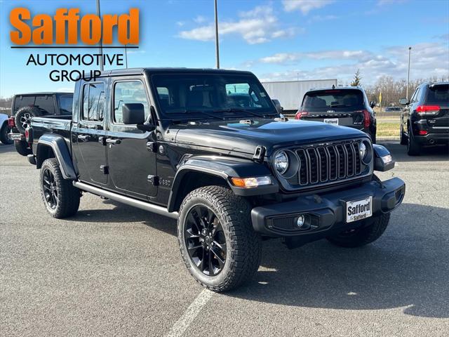 2025 Jeep Gladiator GLADIATOR NIGHTHAWK 4X4