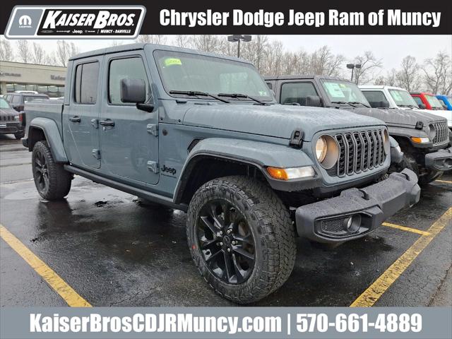 2025 Jeep Gladiator GLADIATOR NIGHTHAWK 4X4