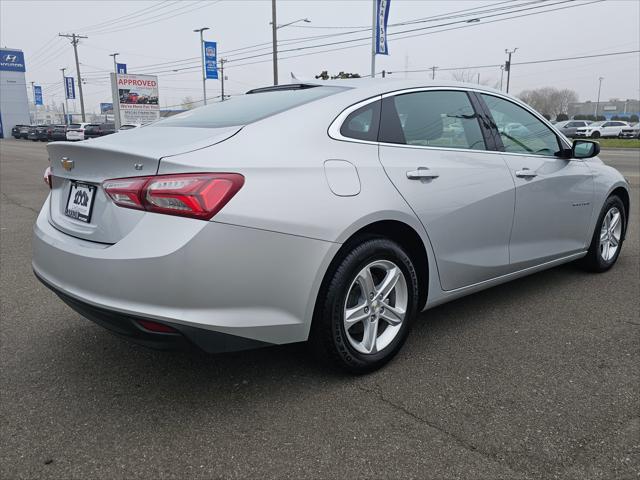 2022 Chevrolet Malibu FWD LT