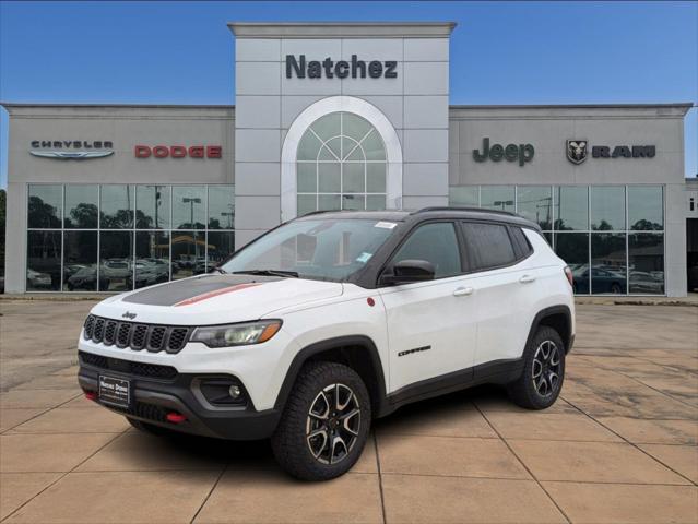 2025 Jeep Compass COMPASS TRAILHAWK 4X4
