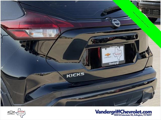 2022 Nissan Kicks S Xtronic CVT