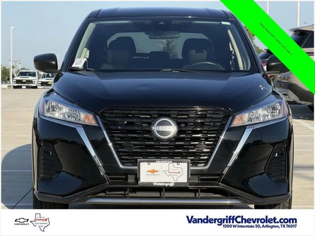 2022 Nissan Kicks S Xtronic CVT
