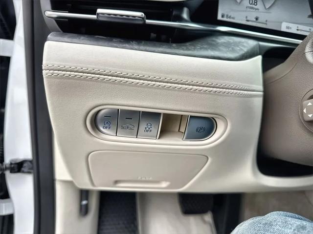 2025 Genesis G90 3.5T e-SC