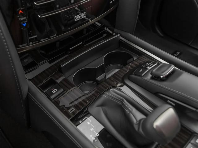 2021 Lexus LX 570 Two-Row