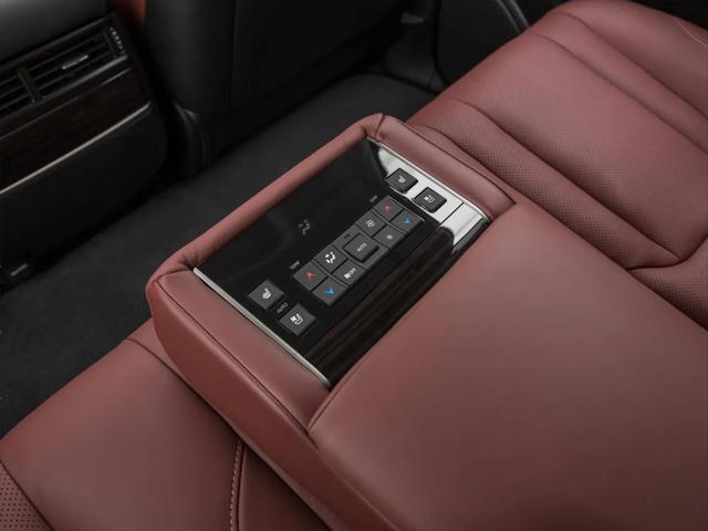 2021 Lexus LX 570 Two-Row