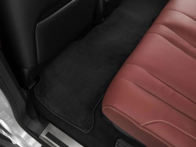 2021 Lexus LX 570 Two-Row