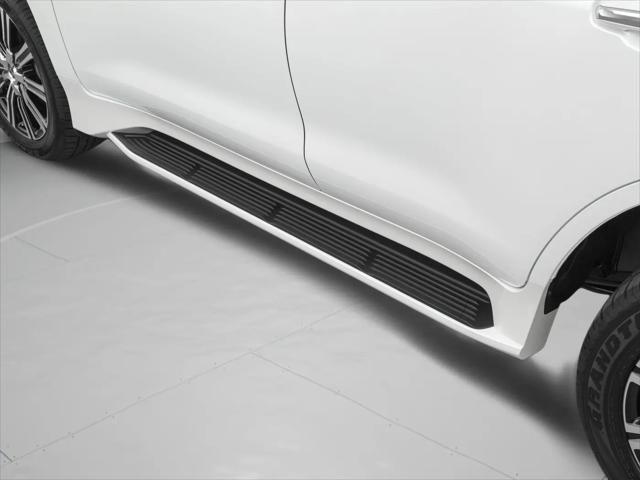 2021 Lexus LX 570 Two-Row