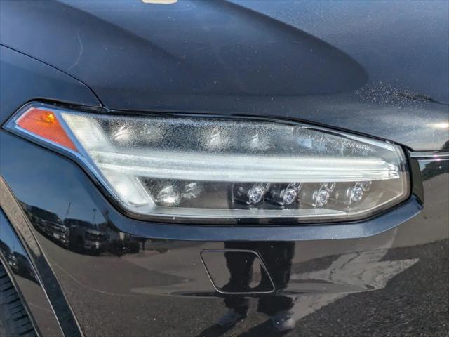 2022 Volvo XC90 T6 Inscription 7 Passenger