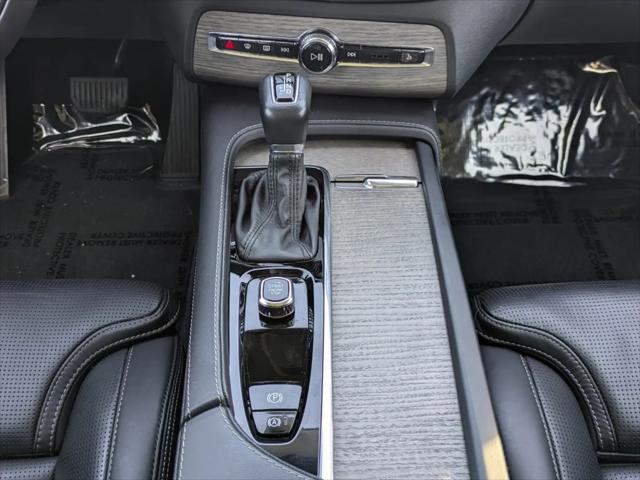 2022 Volvo XC90 T6 Inscription 7 Passenger