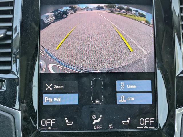 2022 Volvo XC90 T6 Inscription 7 Passenger
