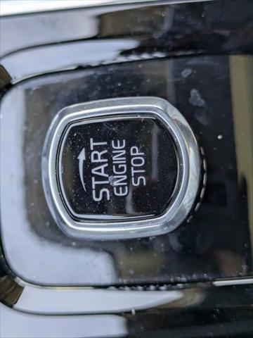 2022 Volvo XC90 T6 Inscription 7 Passenger