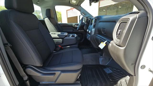 2025 GMC Sierra 2500HD 2WD Regular Cab Long Bed Pro