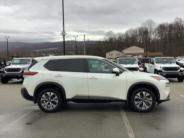 2022 Nissan Rogue SV Intelligent AWD