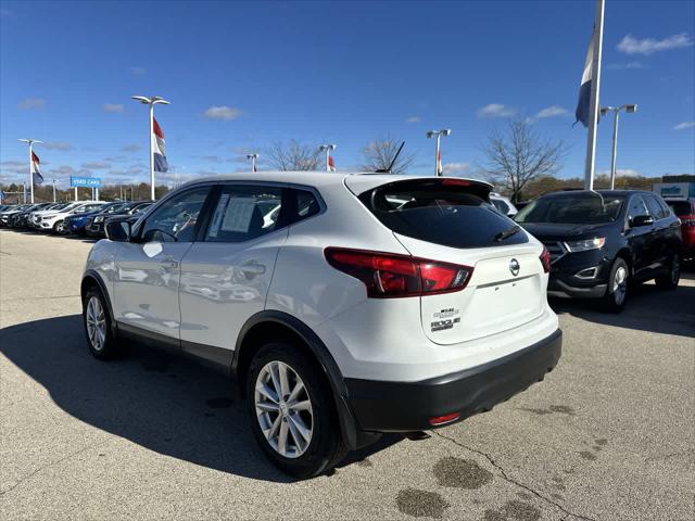 2017 Nissan Rogue Sport S