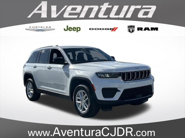 2025 Jeep Grand Cherokee GRAND CHEROKEE LAREDO X 4X2