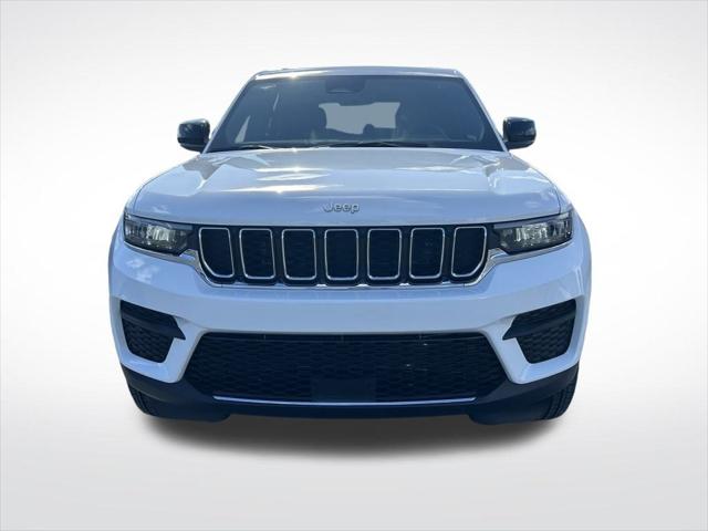 2025 Jeep Grand Cherokee GRAND CHEROKEE LAREDO X 4X2