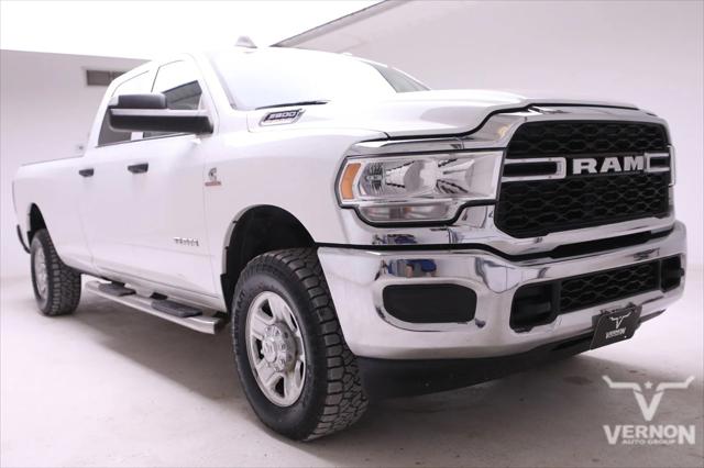 2019 RAM 3500 Tradesman Crew Cab 4x4 8 Box