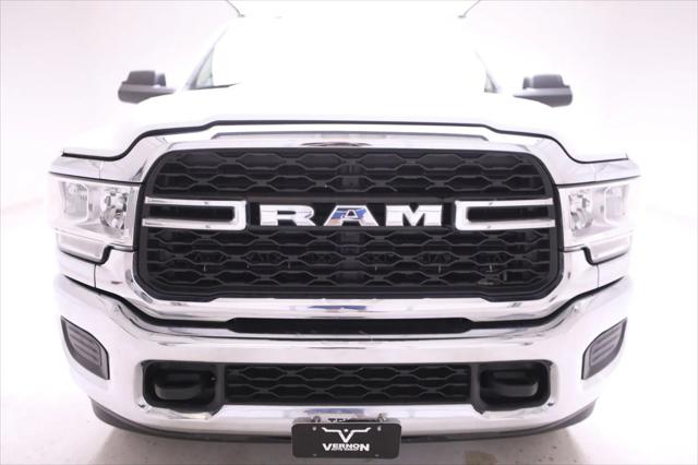 2019 RAM 3500 Tradesman Crew Cab 4x4 8 Box