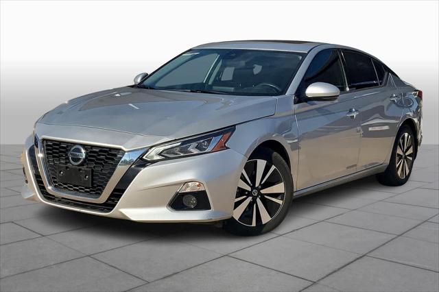 2022 Nissan Altima SL FWD