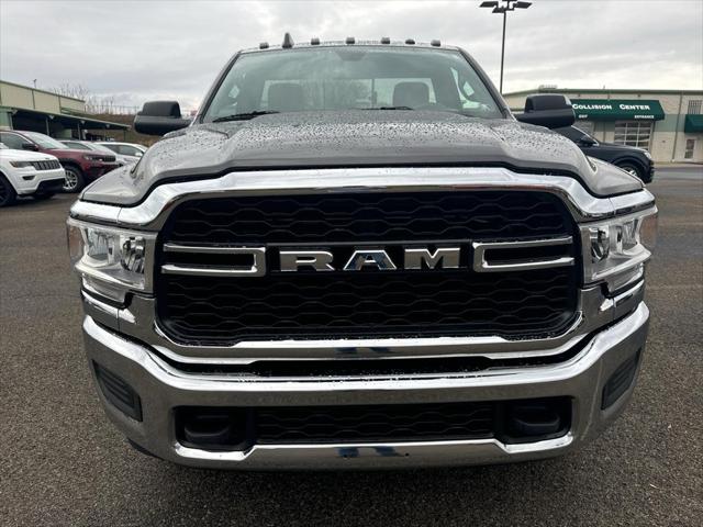 2022 RAM 2500 Tradesman Regular Cab 4x4 8 Box