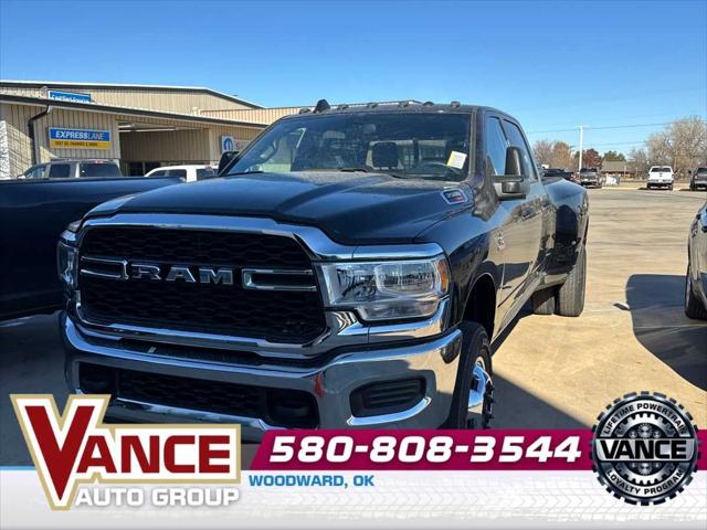 2024 RAM Ram 3500 RAM 3500 TRADESMAN CREW CAB 4X4 8 BOX