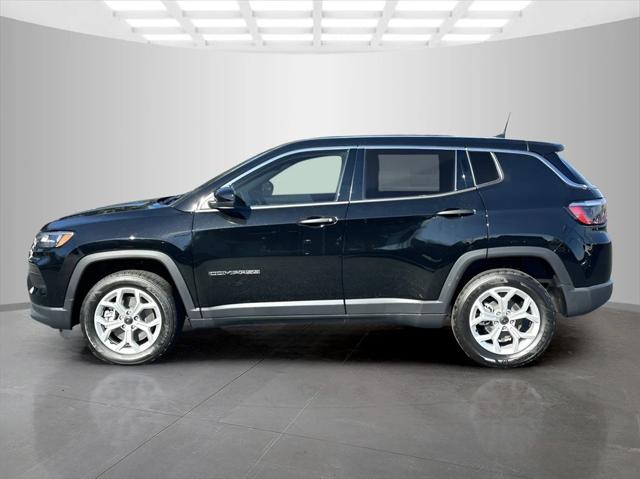 2025 Jeep Compass COMPASS SPORT 4X4