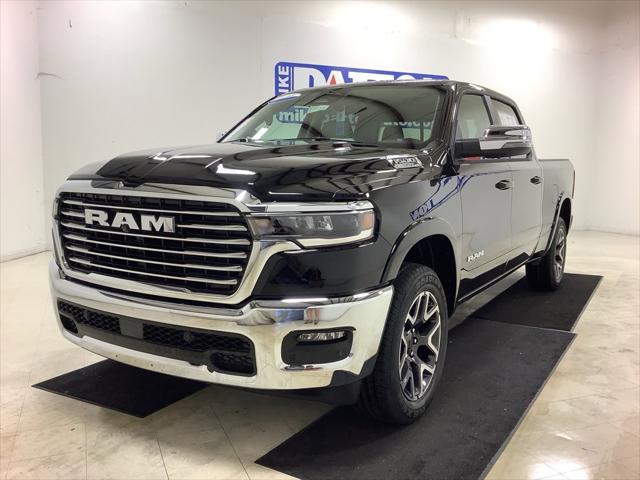 2025 RAM Ram 1500 RAM 1500 LARAMIE CREW CAB 4X4 64 BOX