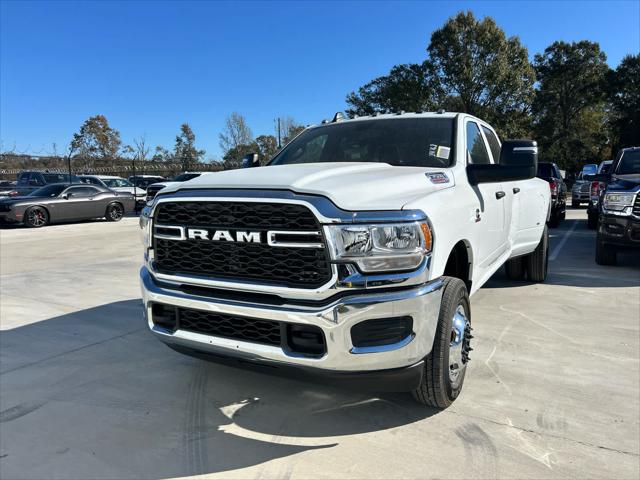 2024 RAM Ram 3500 RAM 3500 TRADESMAN CREW CAB 4X4 8 BOX