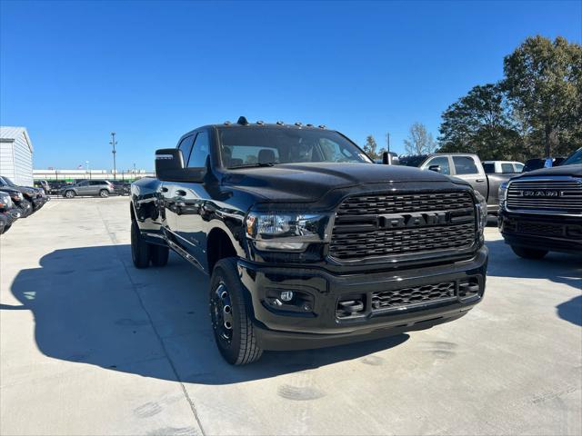 2024 RAM Ram 3500 RAM 3500 BIG HORN CREW CAB 4X4 8 BOX