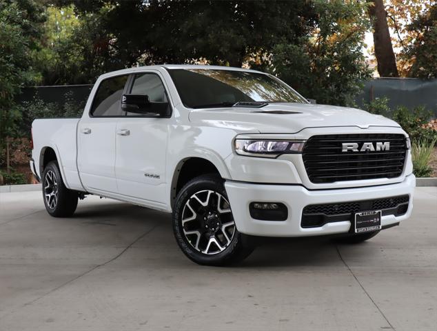 2025 RAM Ram 1500 RAM 1500 LARAMIE CREW CAB 4X4 64 BOX