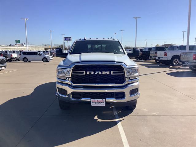 2024 RAM Ram 3500 RAM 3500 TRADESMAN CREW CAB 4X4 8 BOX