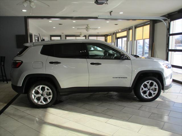 2025 Jeep Compass COMPASS SPORT 4X4