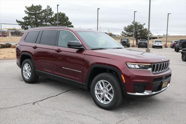 2025 Jeep Grand Cherokee GRAND CHEROKEE L LAREDO X 4X4