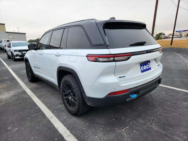 2022 Jeep Grand Cherokee 4xe Trailhawk 4x4