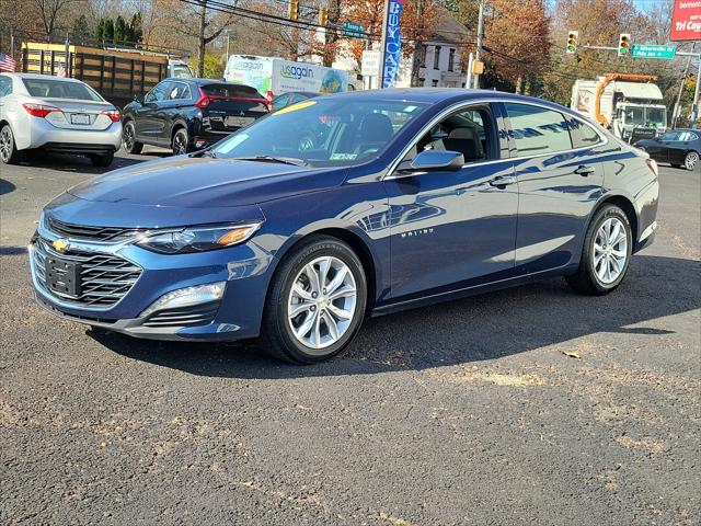 2022 Chevrolet Malibu FWD LT