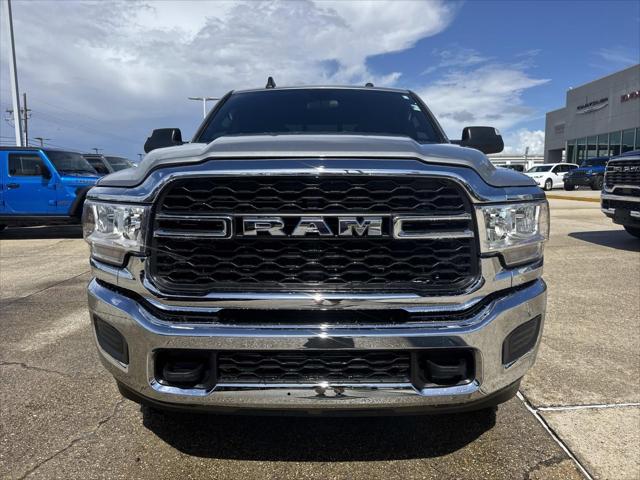 2022 RAM 3500 Tradesman Crew Cab 4x4 64 Box