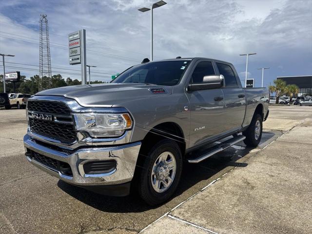 2022 RAM 3500 Tradesman Crew Cab 4x4 64 Box 2022 RAM 3500 Tradesman Crew Cab 4x4 64 Box