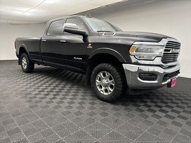 2019 RAM 3500 Laramie Crew Cab 4x4 8 Box