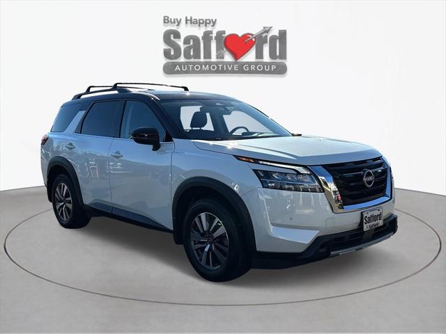 2023 Nissan Pathfinder SL 4WD