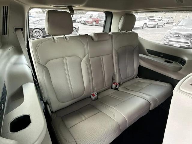 2024 Jeep Wagoneer Series II 4x2