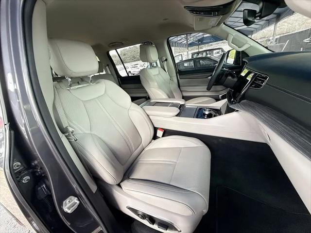 2024 Jeep Wagoneer Series II 4x2