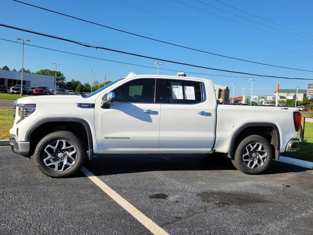 2023 GMC Sierra 1500 4WD Crew Cab Short Box SLT