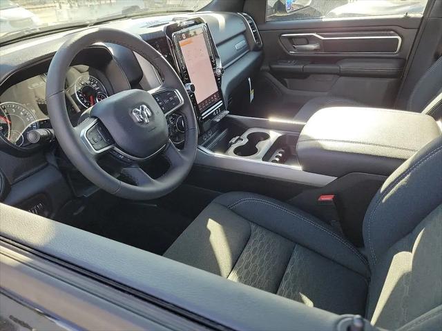 2025 Ram 1500 Big Horn Crew Cab 4x4 5'7" Box