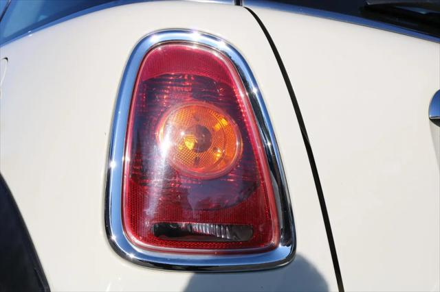 2009 MINI Cooper Cooper