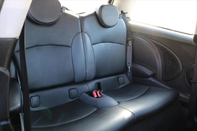2009 MINI Cooper Cooper