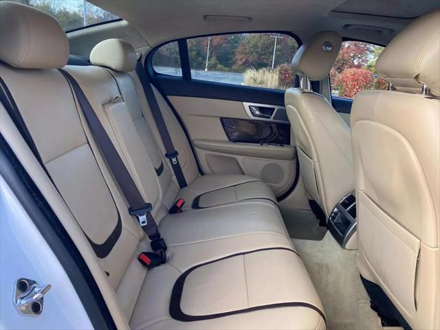2013 Jaguar XF V6 SC