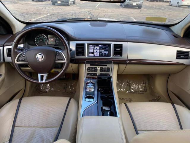 2013 Jaguar XF V6 SC