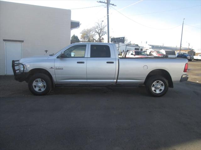 2018 RAM 3500 Tradesman Crew Cab 4x4 8 Box